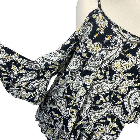 Torrid Floral Cold Shoulder Blouse - Size 2 - Picture 2 of 7